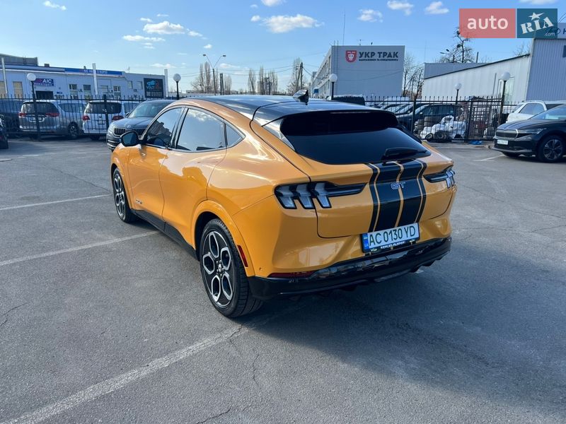Внедорожник / Кроссовер Ford Mustang Mach-E 2022 в Киеве