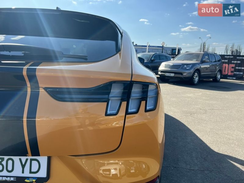 Внедорожник / Кроссовер Ford Mustang Mach-E 2022 в Киеве