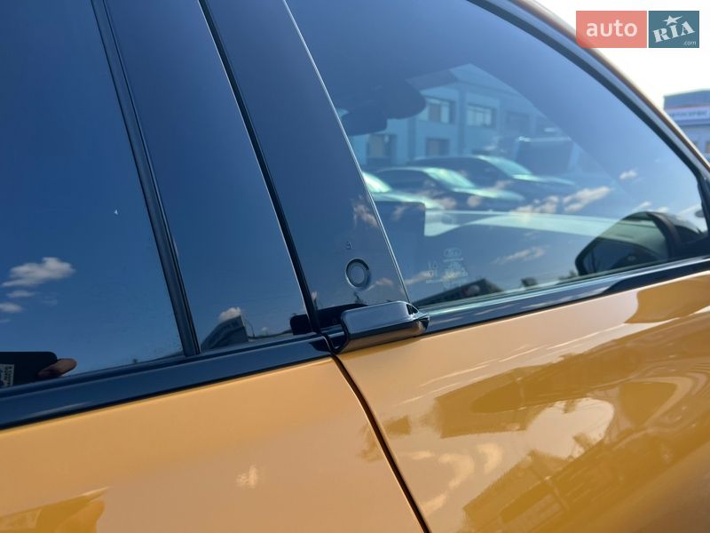 Внедорожник / Кроссовер Ford Mustang Mach-E 2022 в Киеве