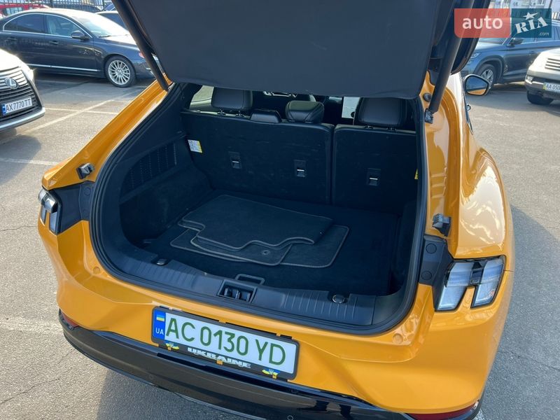 Внедорожник / Кроссовер Ford Mustang Mach-E 2022 в Киеве