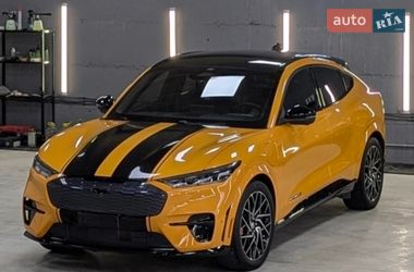 Позашляховик / Кросовер Ford Mustang Mach-E 2021 в Рівному