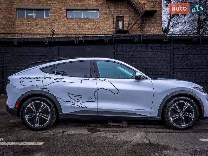 Внедорожник / Кроссовер Ford Mustang Mach-E 2021 в Киеве