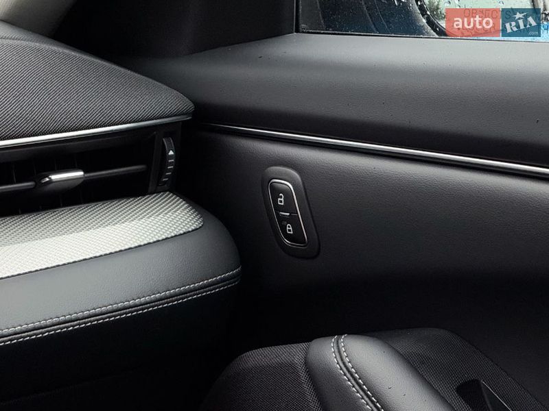 Внедорожник / Кроссовер Ford Mustang Mach-E 2023 в Львове фото 16 Внедорожник / Кроссовер Ford Mustang Mach-E 2023 в Львове