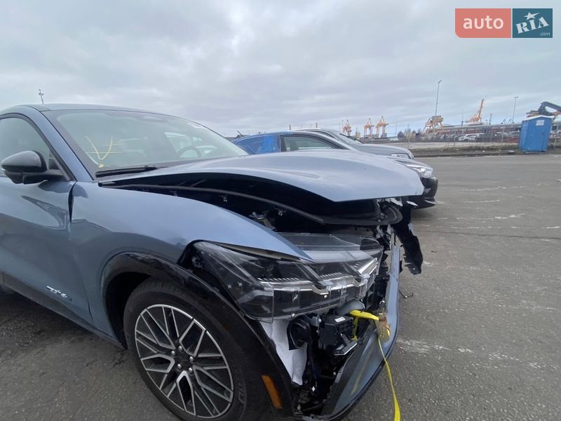 Внедорожник / Кроссовер Ford Mustang Mach-E 2024 в Львове