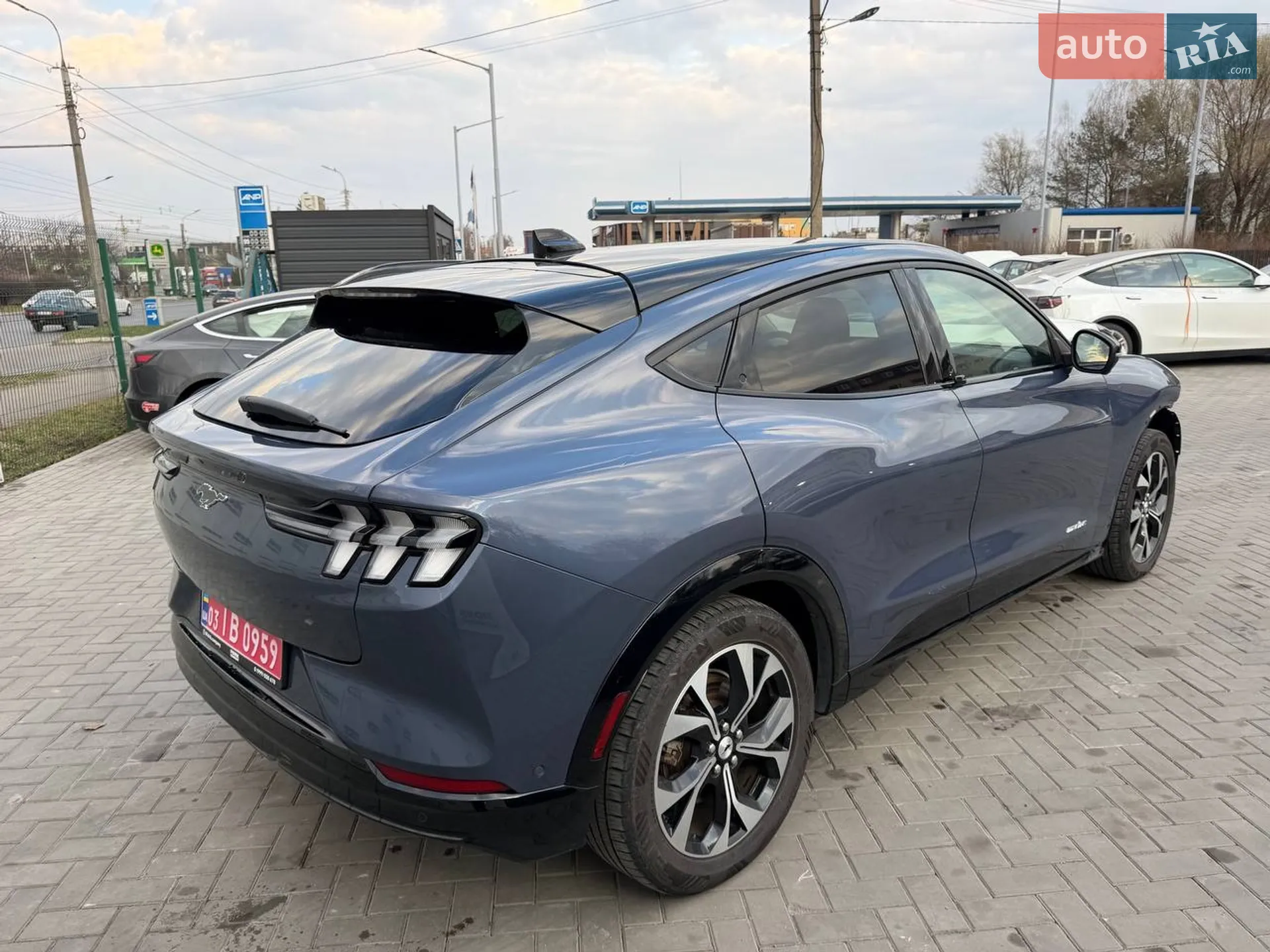 2021 Ford Mustang Mach-E - мініатюра 2