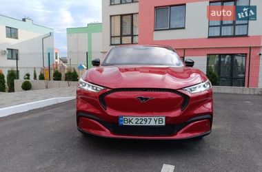 Позашляховик / Кросовер Ford Mustang Mach-E 2022 в Рівному