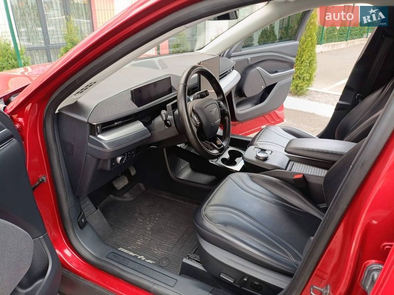 Позашляховик / Кросовер Ford Mustang Mach-E 2022 в Рівному фото 23 Позашляховик / Кросовер Ford Mustang Mach-E 2022 в Рівному