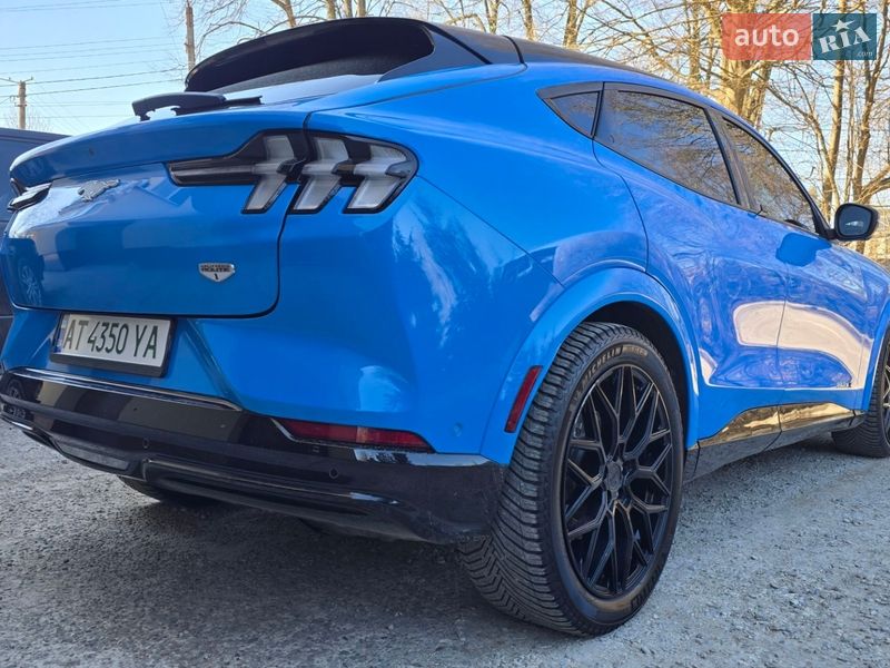 Внедорожник / Кроссовер Ford Mustang Mach-E 2022 в Ивано-Франковске