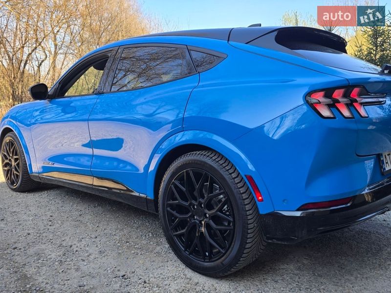 Внедорожник / Кроссовер Ford Mustang Mach-E 2022 в Ивано-Франковске