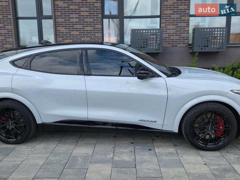 Позашляховик / Кросовер Ford Mustang Mach-E 2021 в Львові