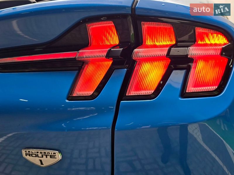 Внедорожник / Кроссовер Ford Mustang Mach-E 2022 в Ивано-Франковске