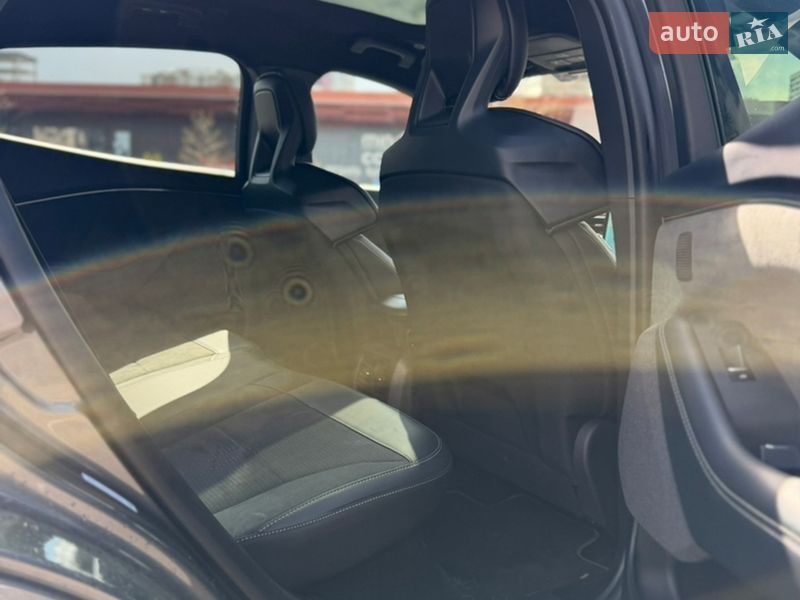 Позашляховик / Кросовер Ford Mustang Mach-E 2023 в Києві фото 26 Позашляховик / Кросовер Ford Mustang Mach-E 2023 в Києві