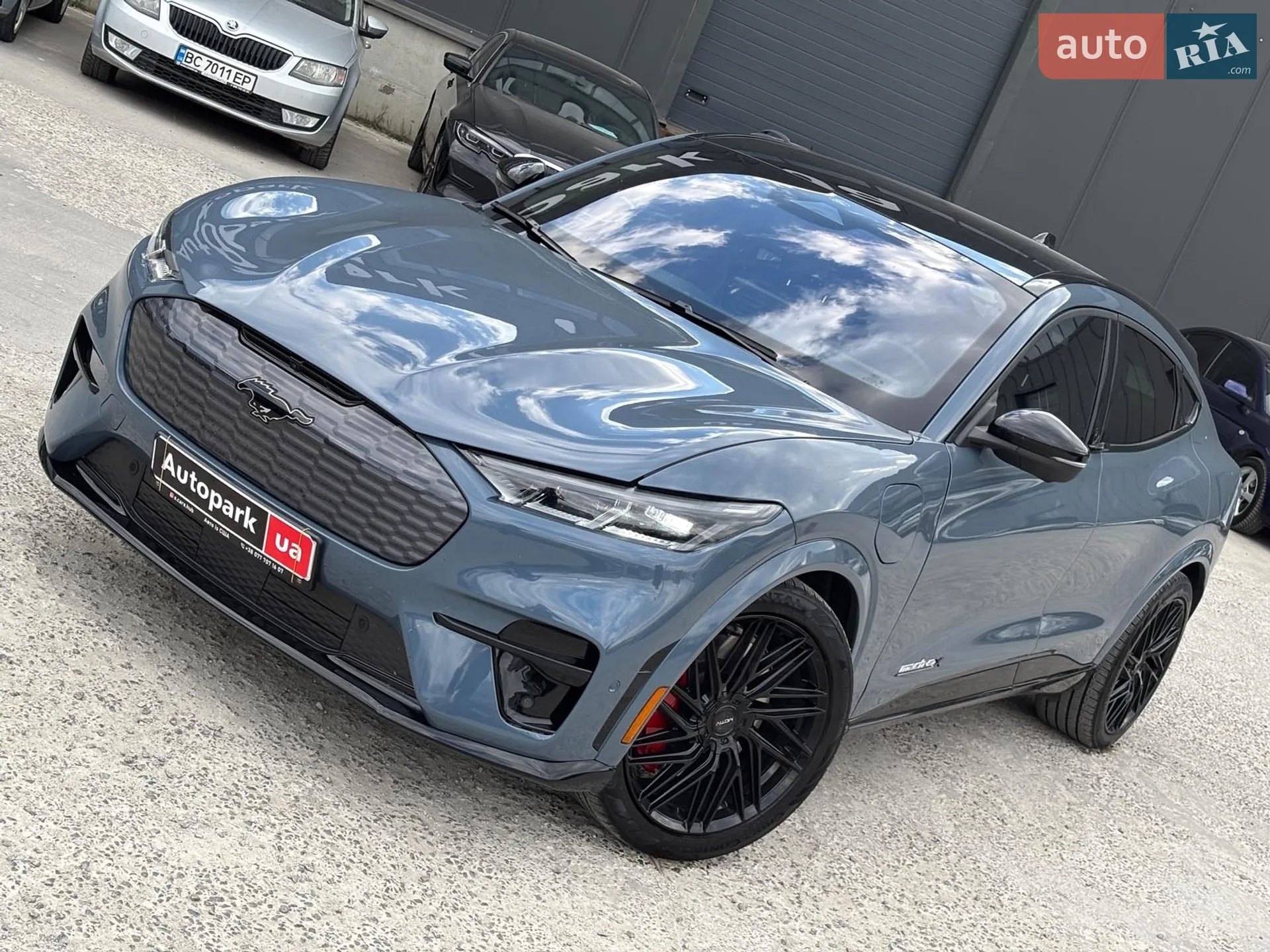 2022 Ford Mustang Mach-E - мініатюра 4