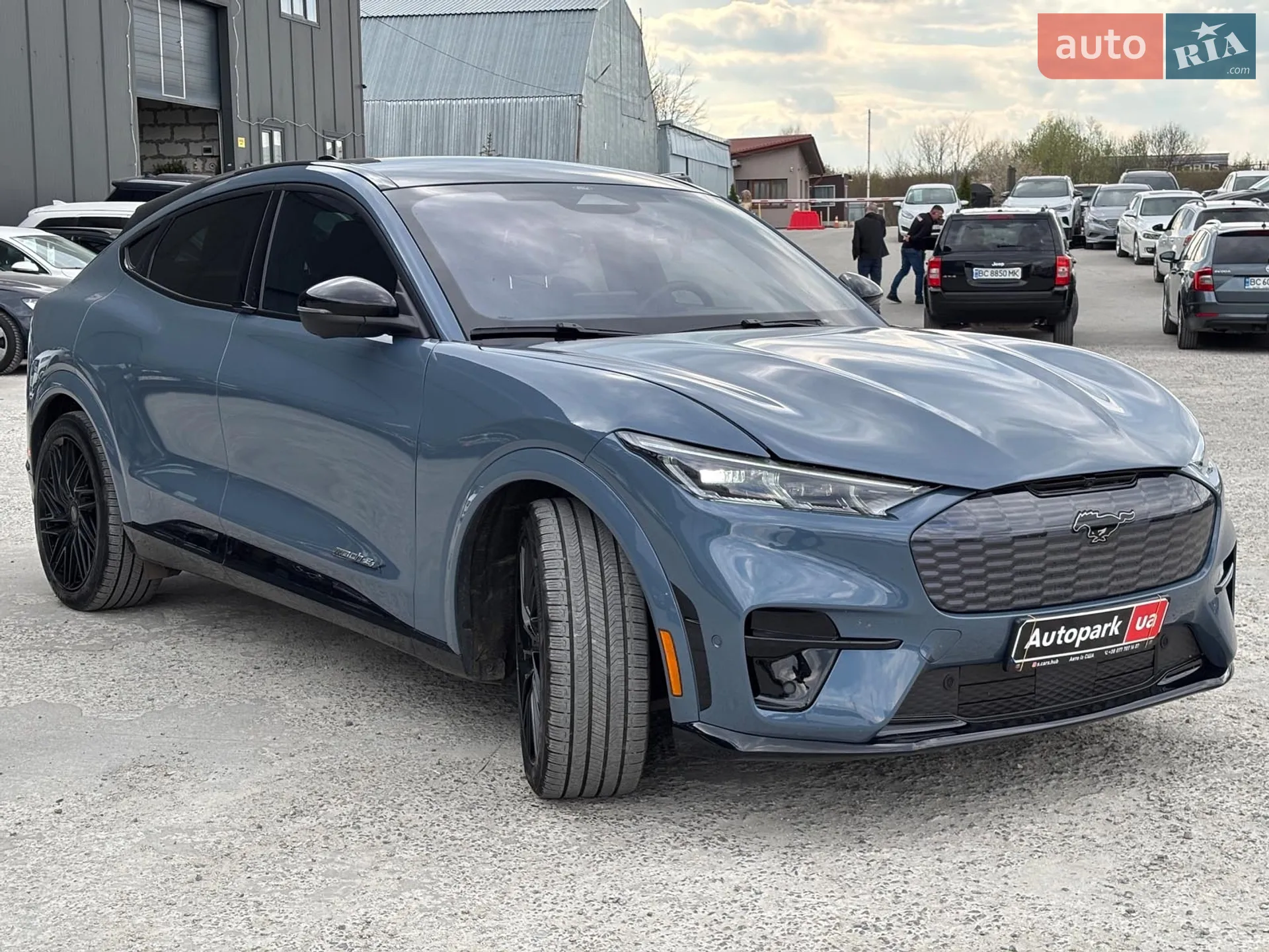 2022 Ford Mustang Mach-E - мініатюра 15