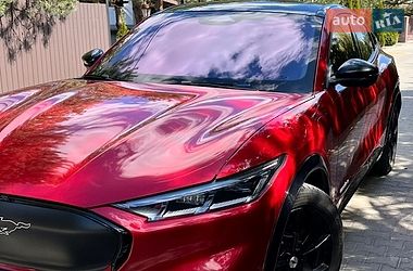 Позашляховик / Кросовер Ford Mustang Mach-E 2021 в Києві