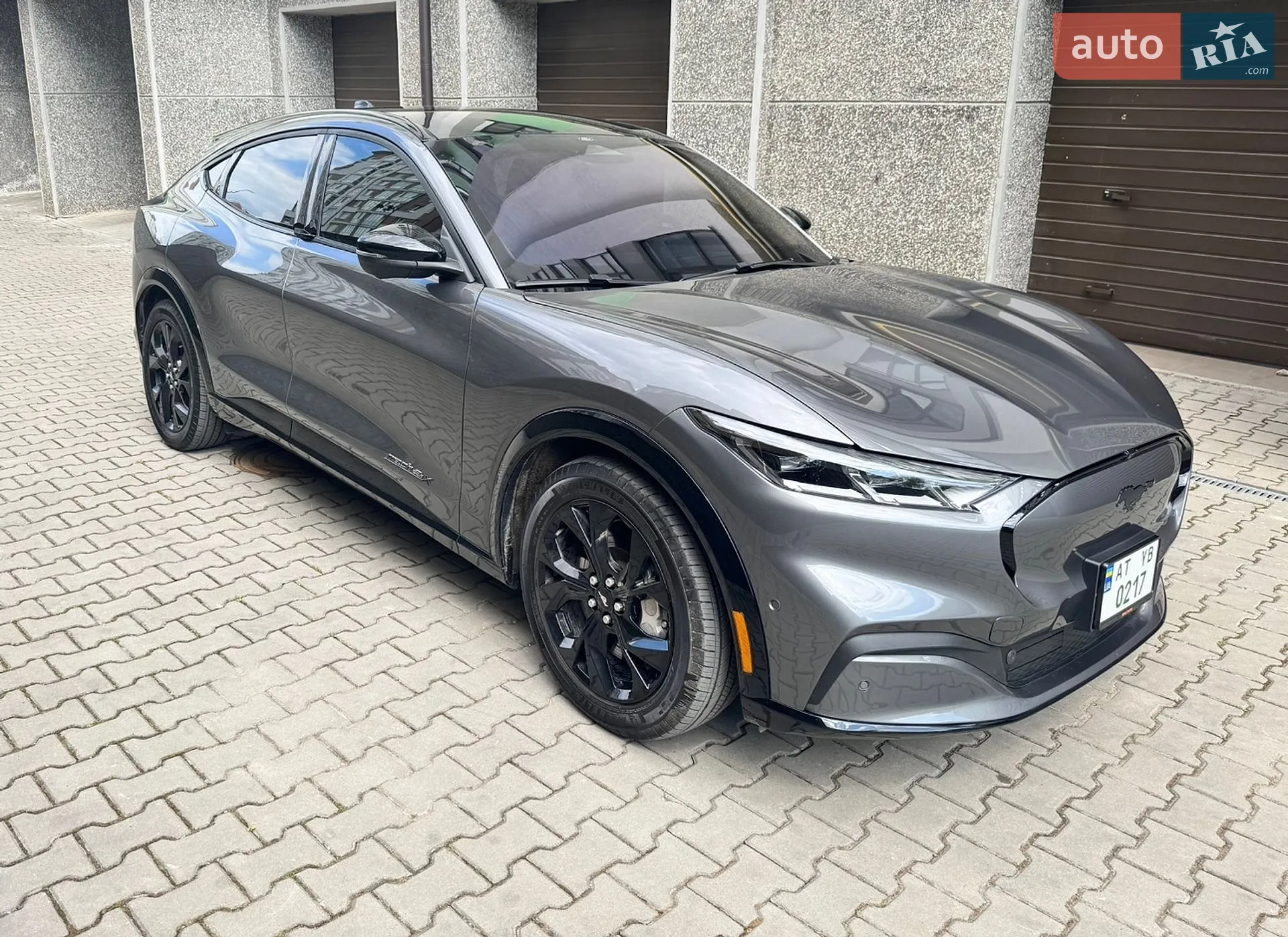 2023 Ford Mustang Mach-E - мініатюра 3