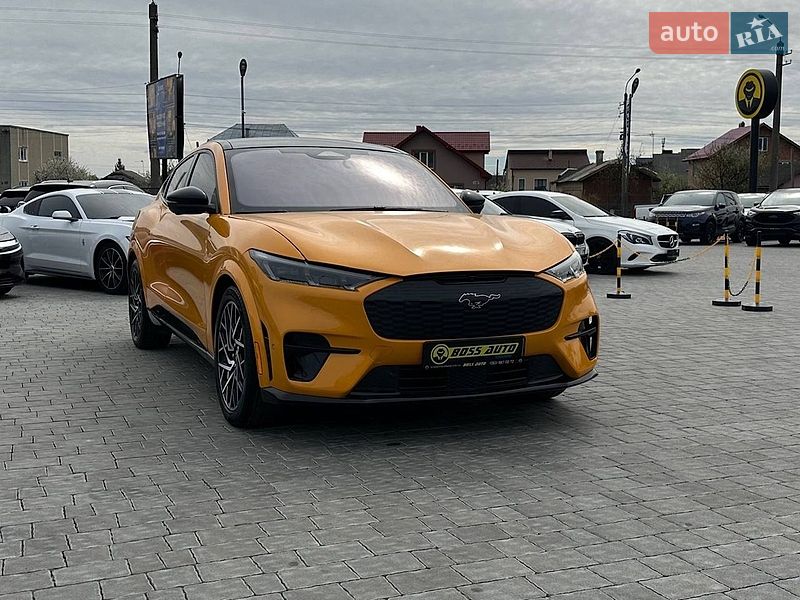 Ford Mustang Mach-E 2021