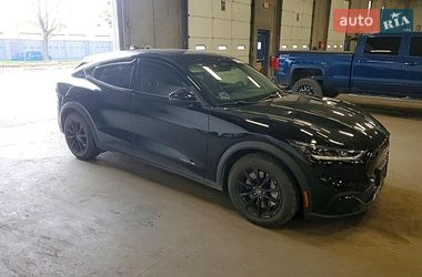 Позашляховик / Кросовер Ford Mustang Mach-E 2021 в Києві