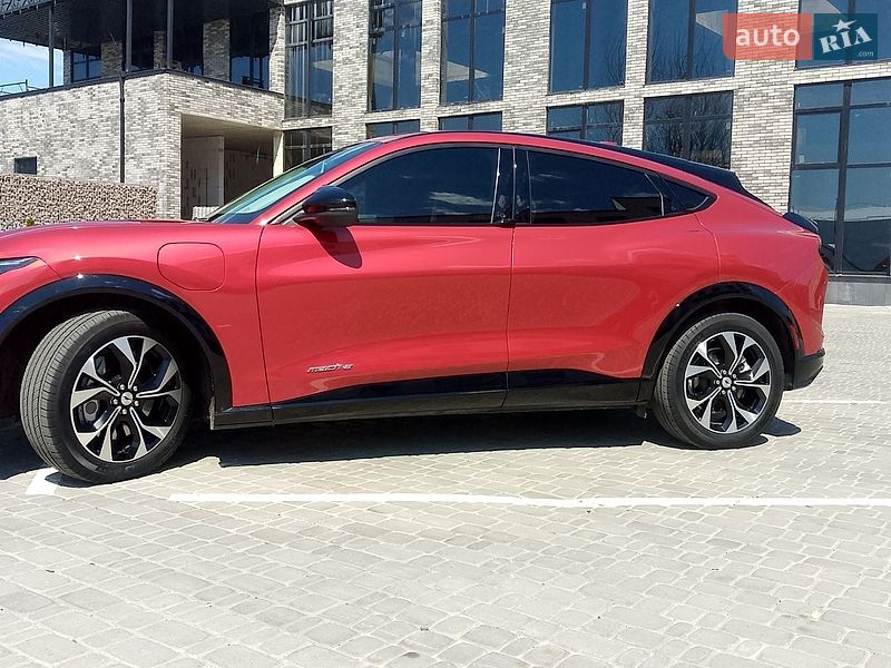 Внедорожник / Кроссовер Ford Mustang Mach-E 2020 в Житомире