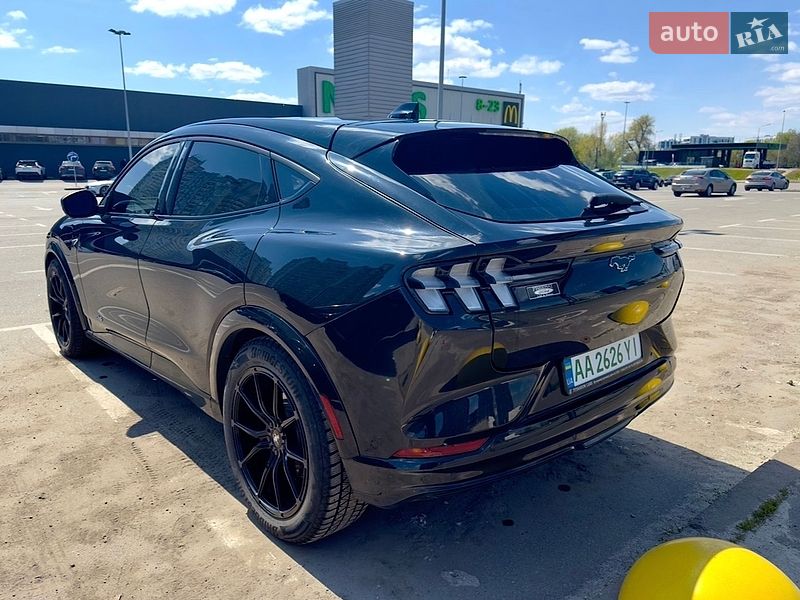 Внедорожник / Кроссовер Ford Mustang Mach-E 2023 в Киеве
