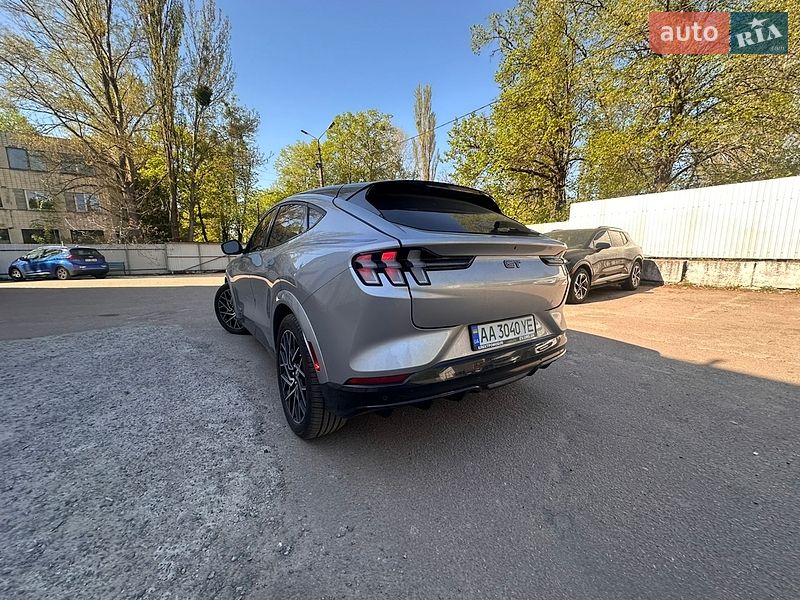 Позашляховик / Кросовер Ford Mustang Mach-E 2021 в Києві