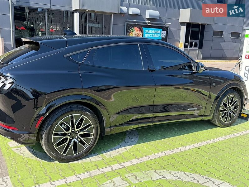 Внедорожник / Кроссовер Ford Mustang Mach-E 2024 в Киеве
