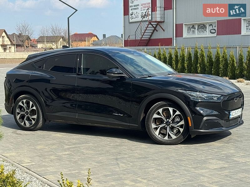 Внедорожник / Кроссовер Ford Mustang Mach-E 2024 в Луцке