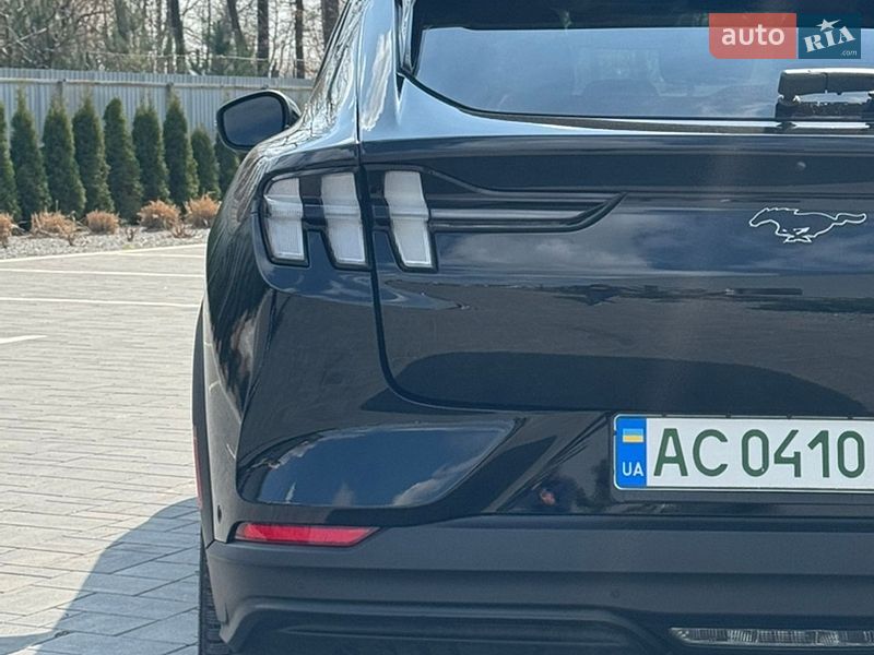 Внедорожник / Кроссовер Ford Mustang Mach-E 2024 в Луцке