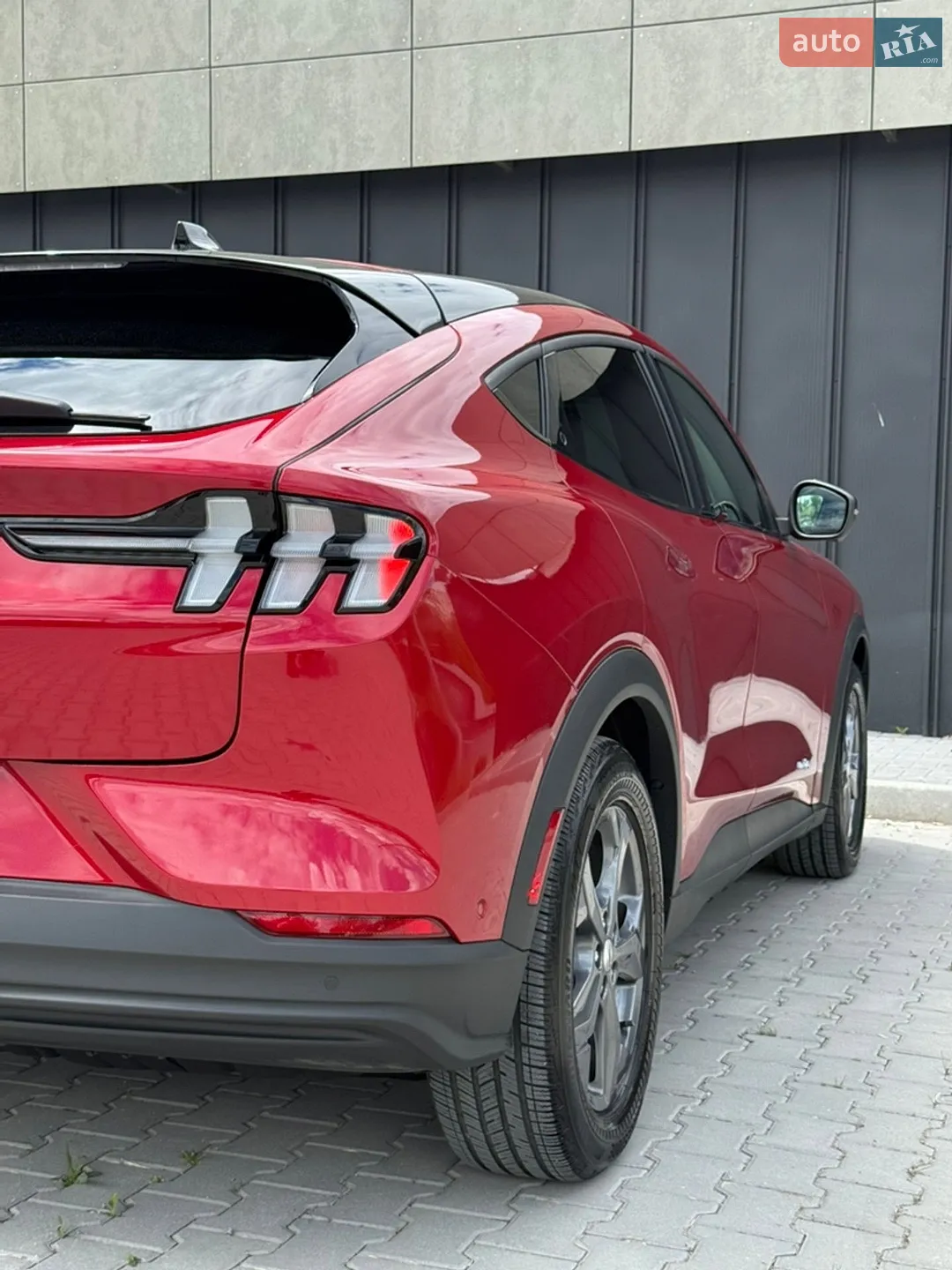 2022 Ford Mustang Mach-E - мініатюра 19