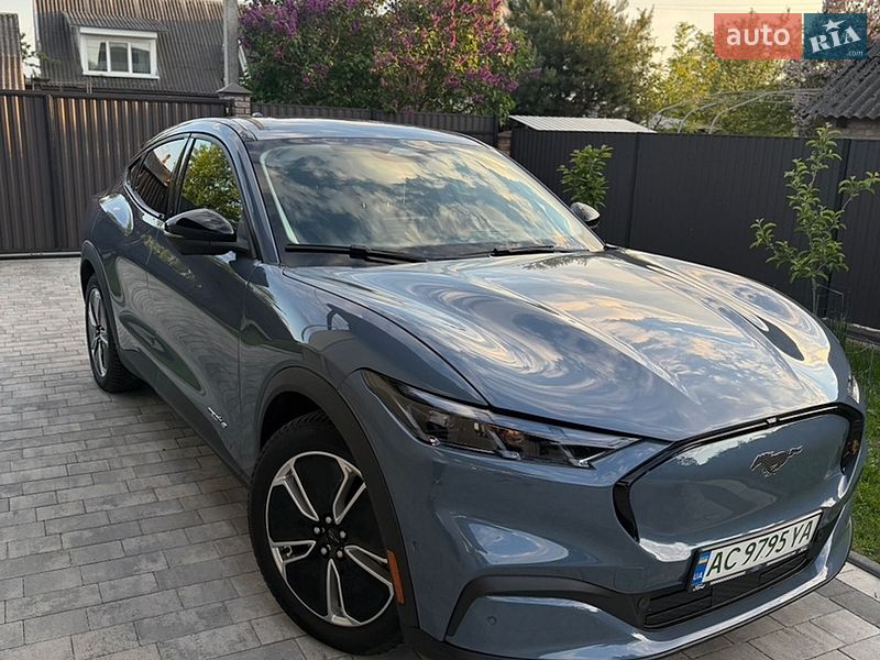 Внедорожник / Кроссовер Ford Mustang Mach-E 2024 в Нововолынске