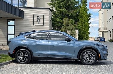 Внедорожник / Кроссовер Ford Mustang Mach-E 2024 в Львове