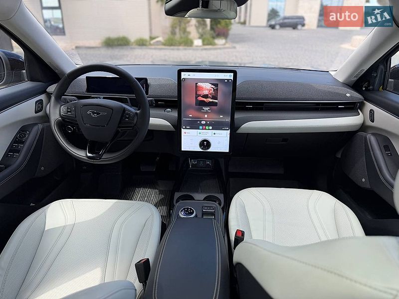 Внедорожник / Кроссовер Ford Mustang Mach-E 2024 в Львове