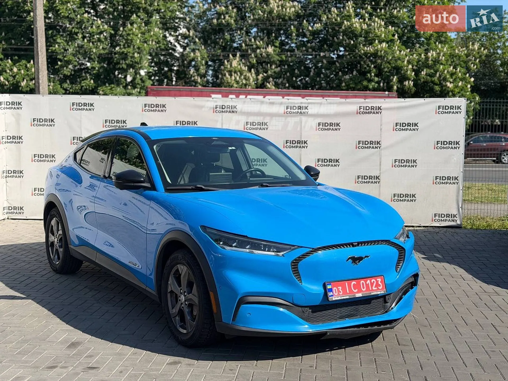 2022 Ford Mustang Mach-E - мініатюра 3
