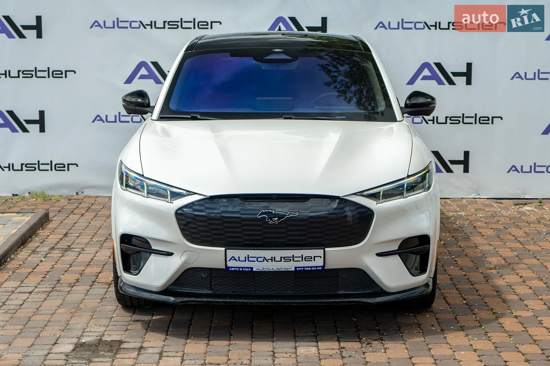 2022 Ford Mustang Mach-E - мініатюра 3