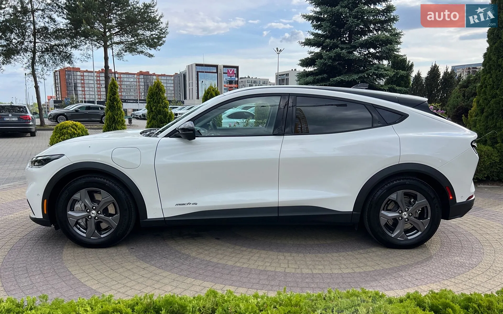 2023 Ford Mustang Mach-E - мініатюра 4