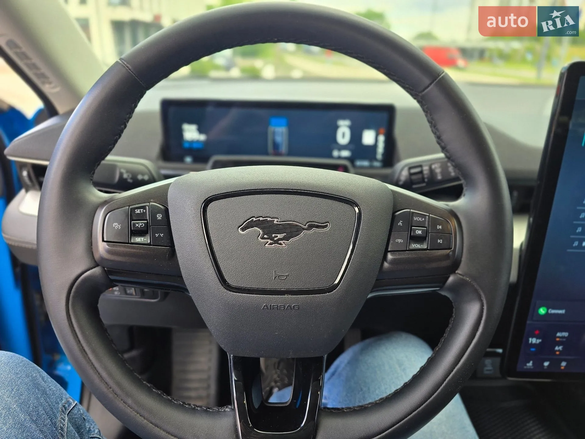 2022 Ford Mustang Mach-E - мініатюра 18