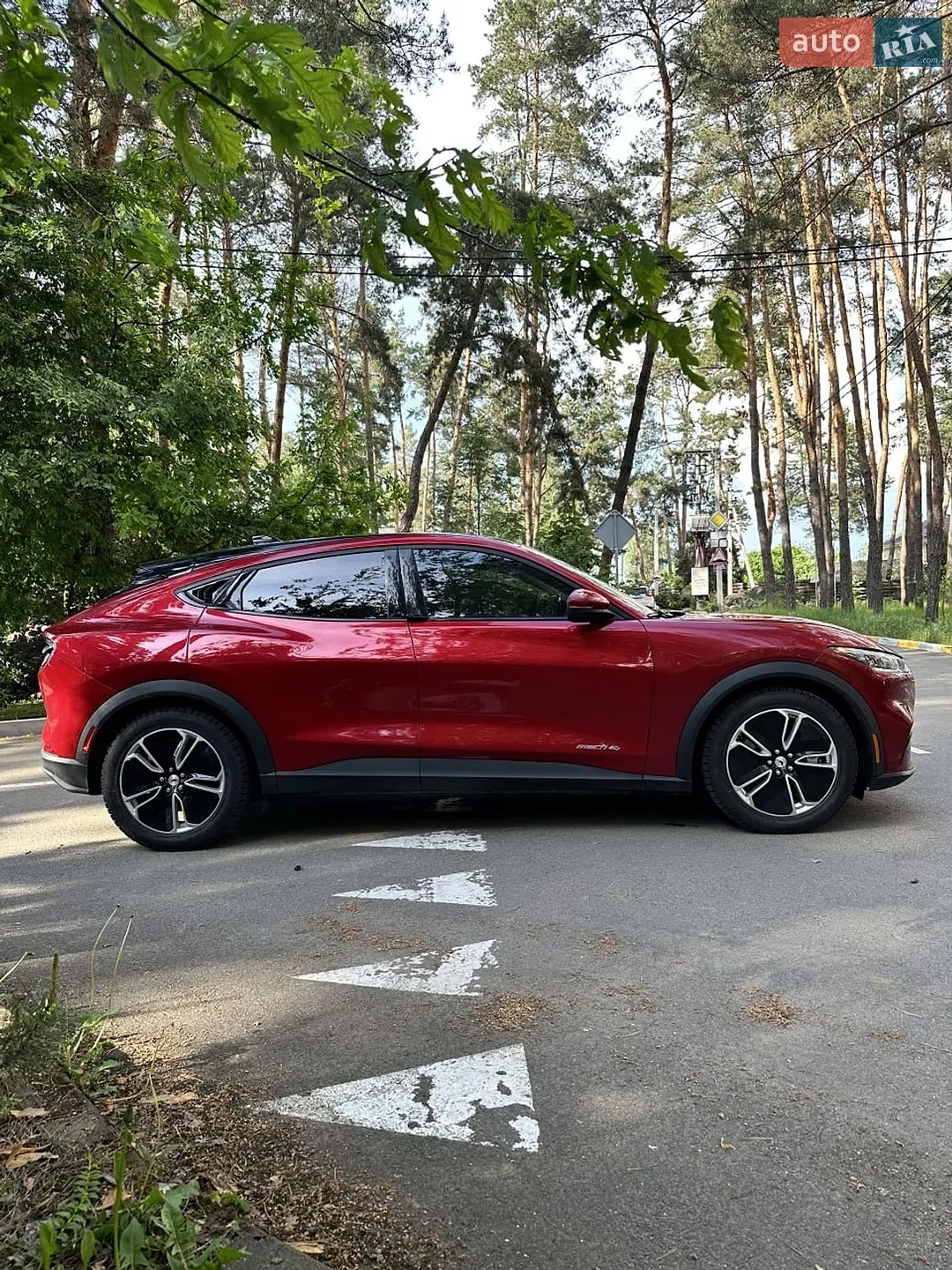 2020 Ford Mustang Mach-E - мініатюра 6