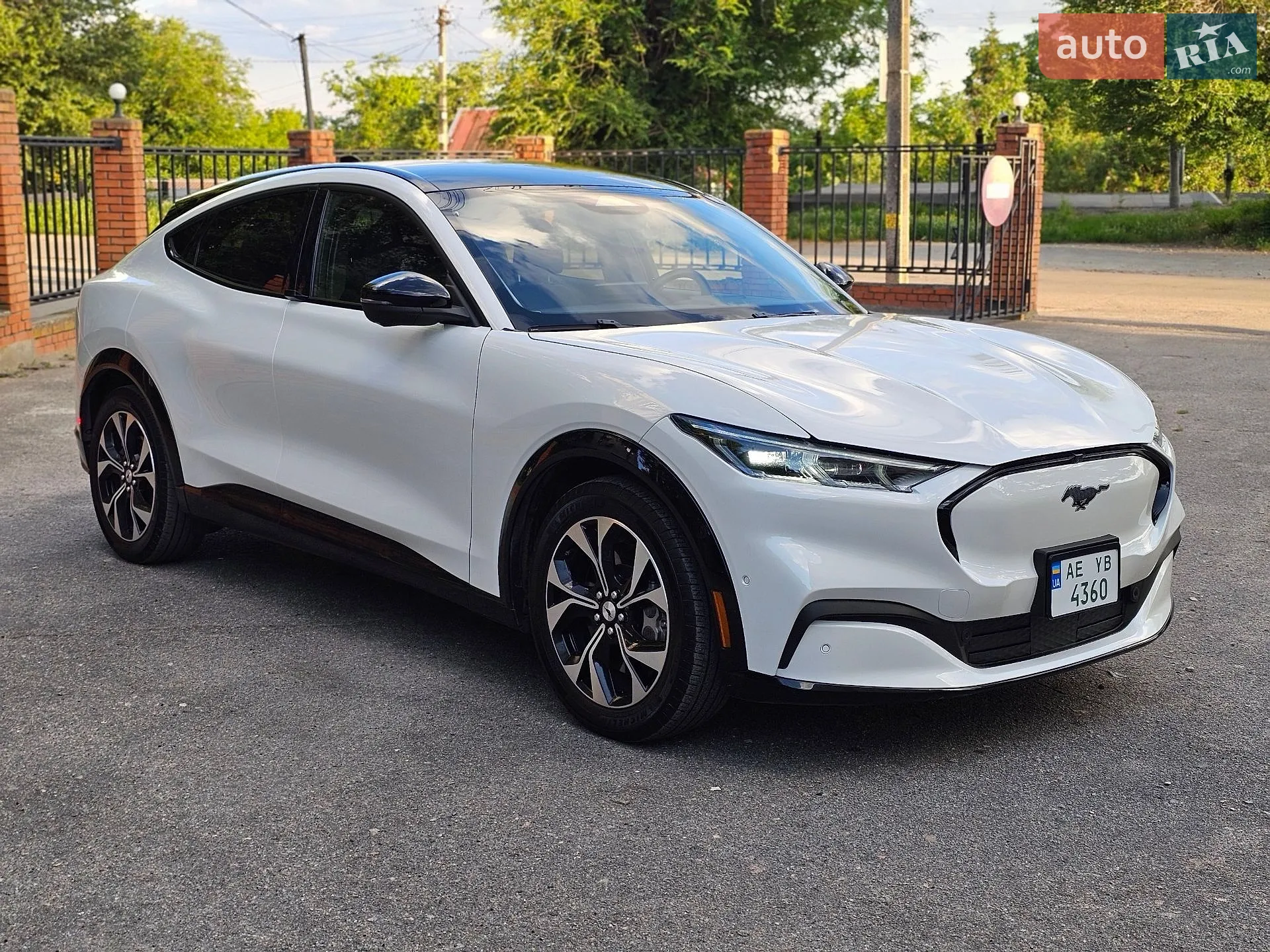 2021 Ford Mustang Mach-E - мініатюра 25