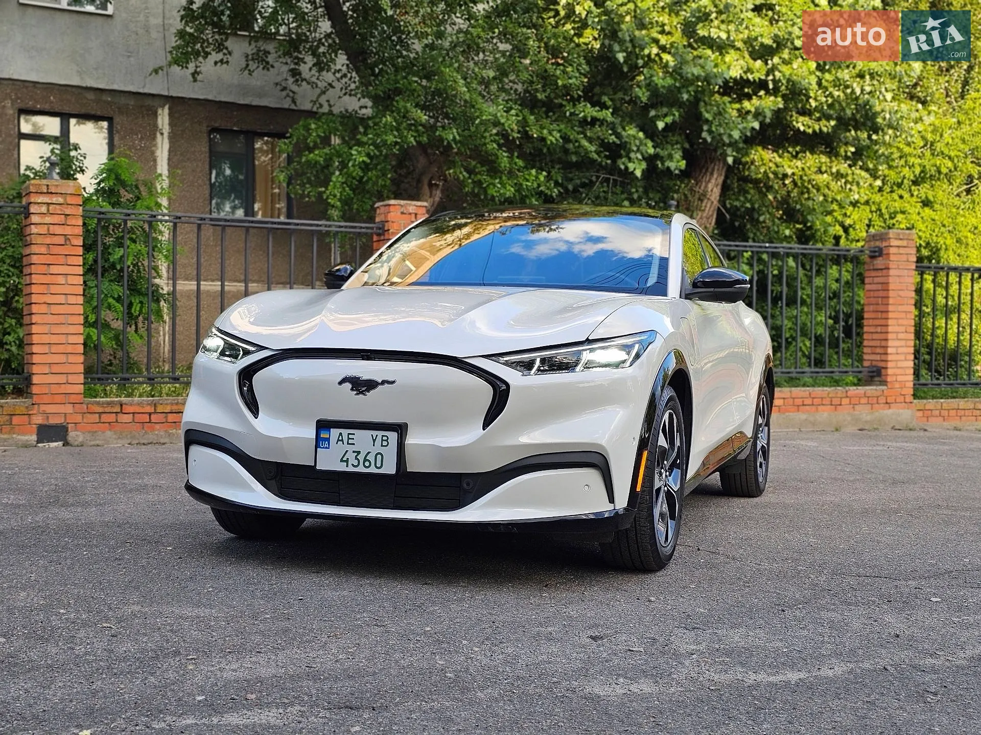 2021 Ford Mustang Mach-E - мініатюра 23