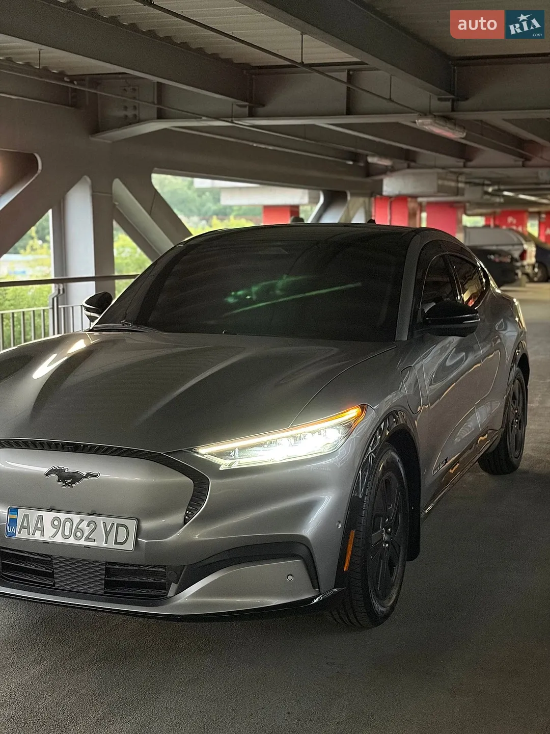 2021 Ford Mustang Mach-E - мініатюра 4