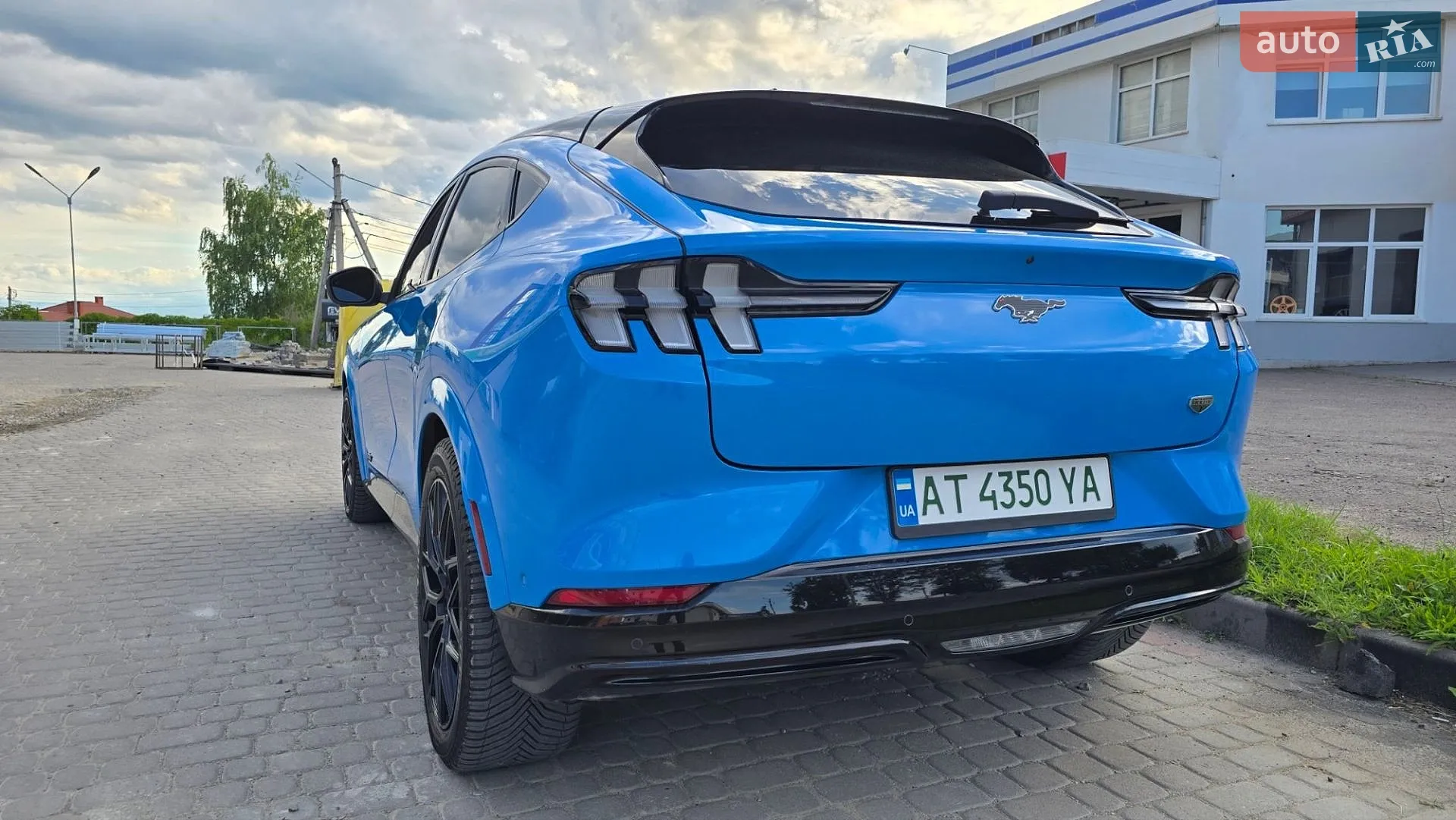 2022 Ford Mustang Mach-E - мініатюра 12