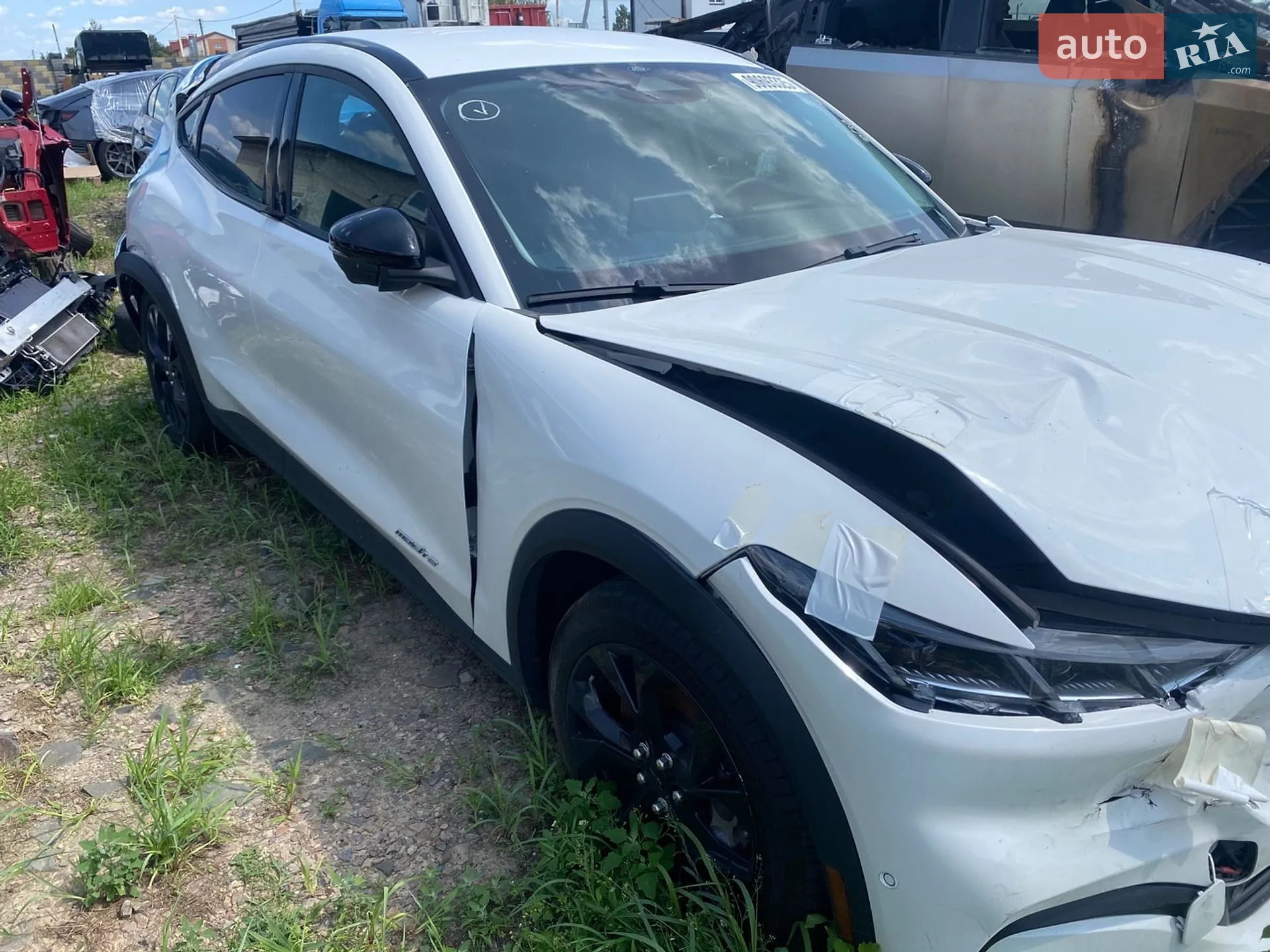 2024 Ford Mustang Mach-E - мініатюра 4