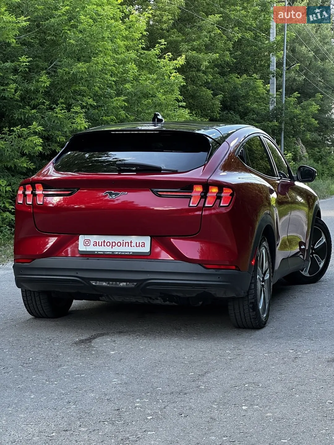 2020 Ford Mustang Mach-E - мініатюра 10