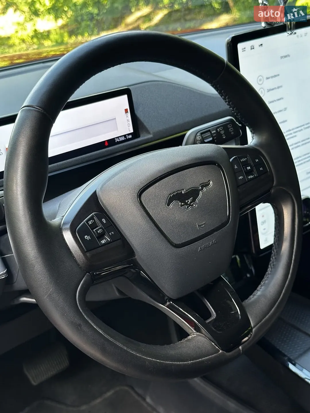 2020 Ford Mustang Mach-E - мініатюра 18
