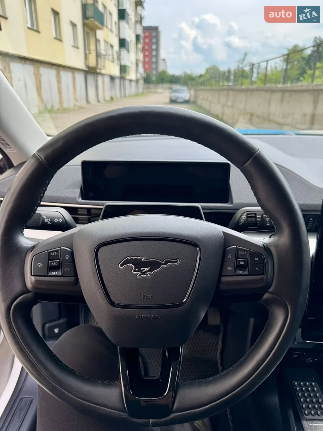 2021 Ford Mustang Mach-E - мініатюра 11