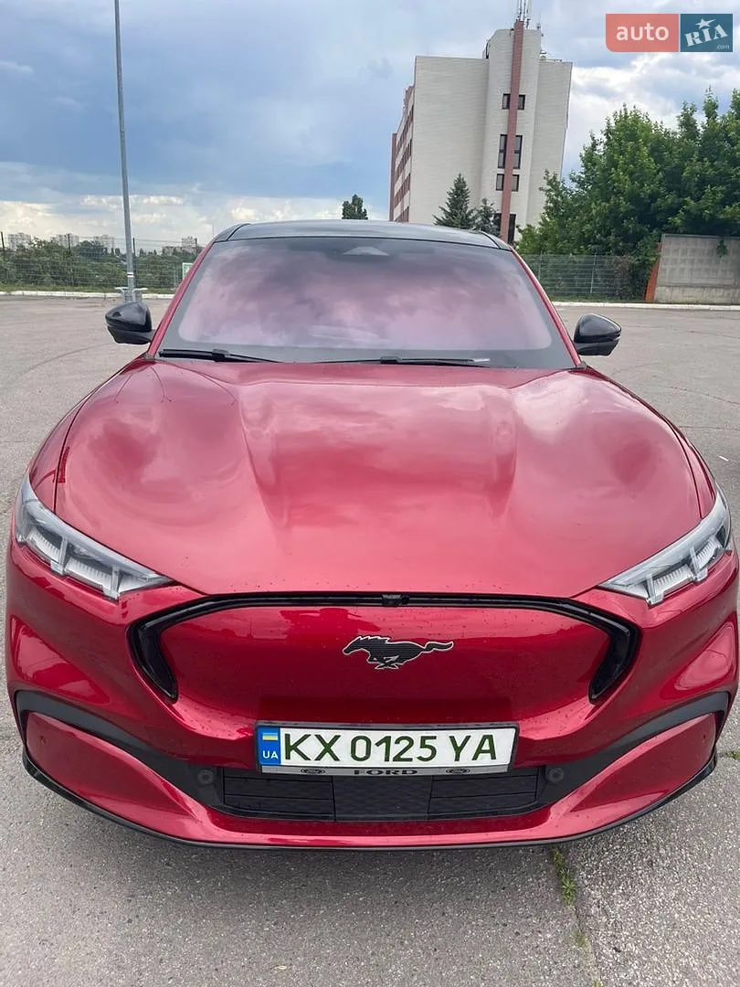 2020 Ford Mustang Mach-E - мініатюра 3