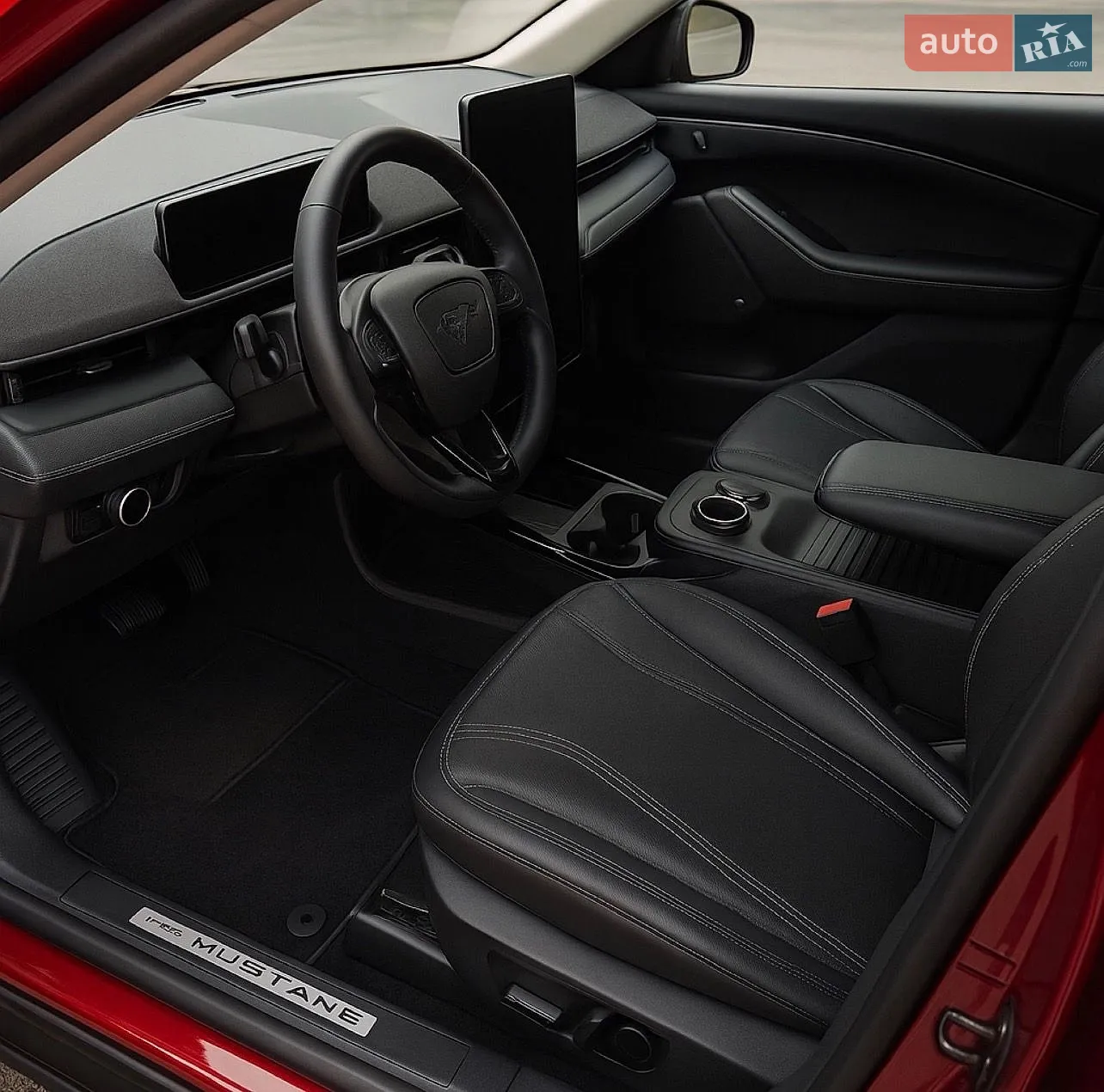2020 Ford Mustang Mach-E - мініатюра 14