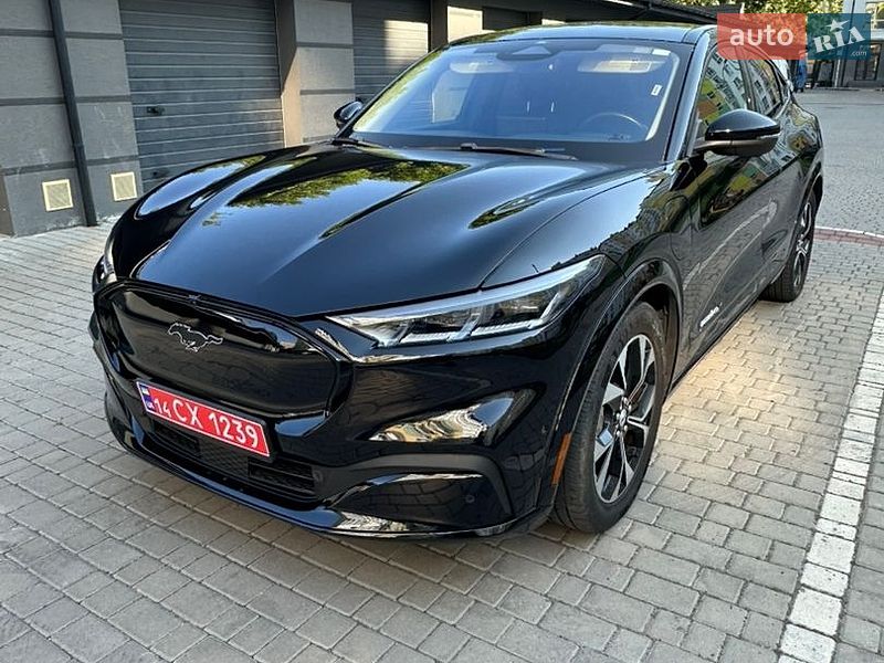 Ford Mustang Mach-E, фото из объявления