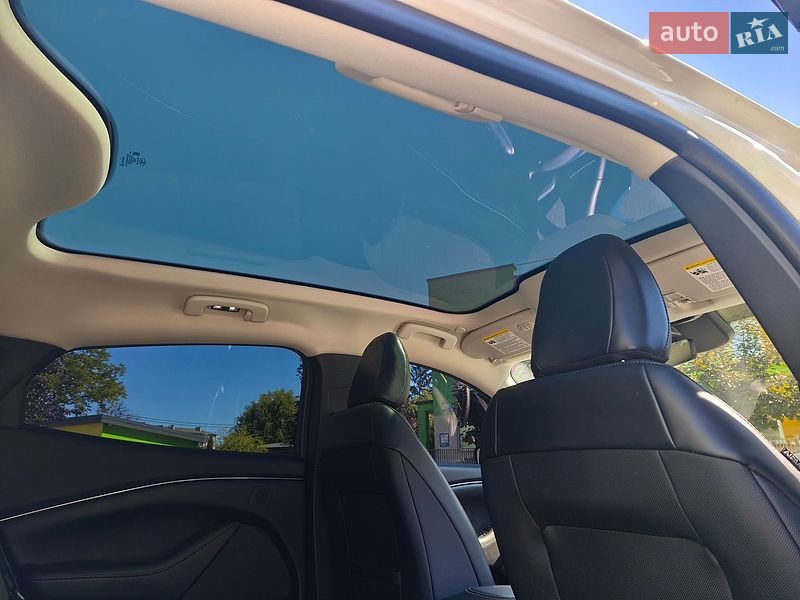 Позашляховик / Кросовер Ford Mustang Mach-E 2023 в Івано-Франківську
