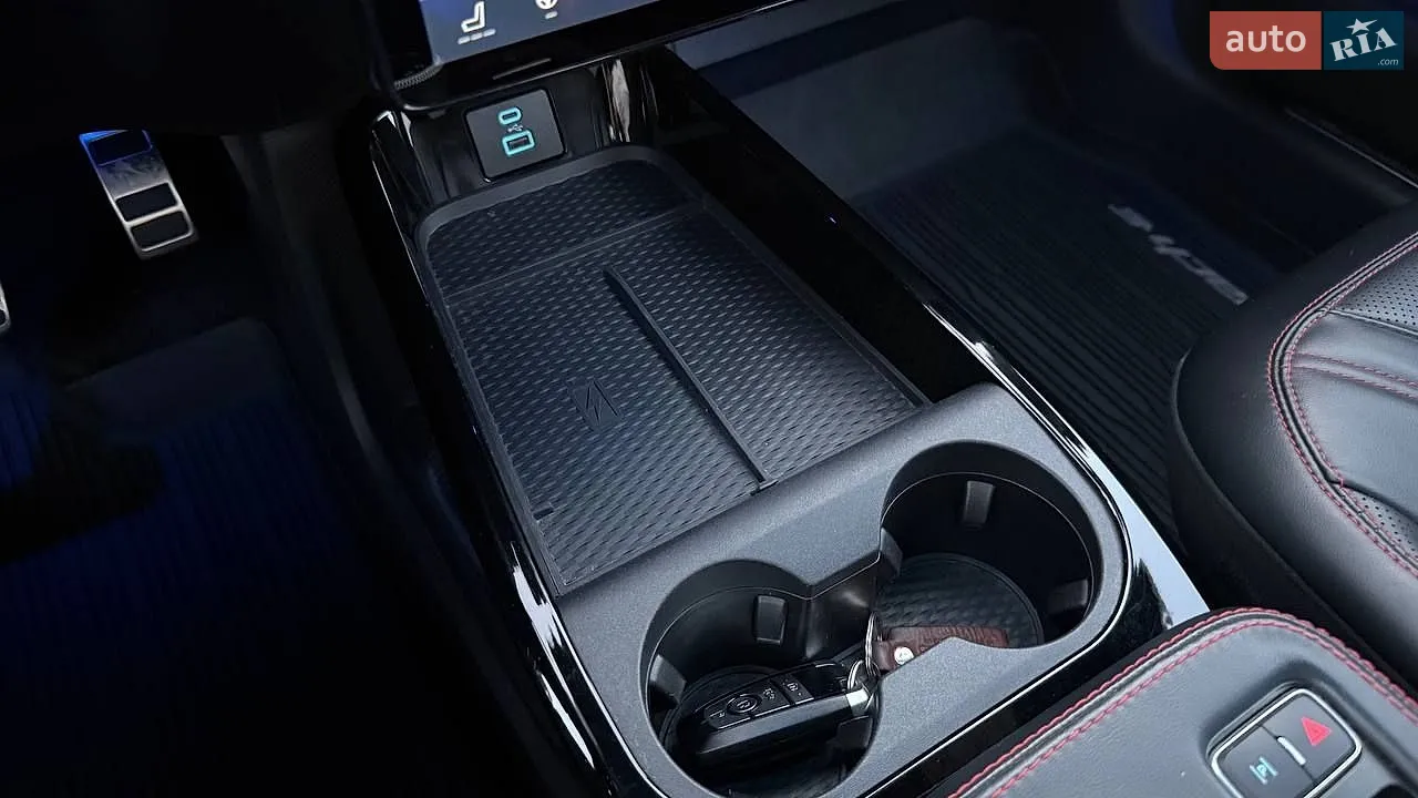 2021 Ford Mustang Mach-E - мініатюра 28